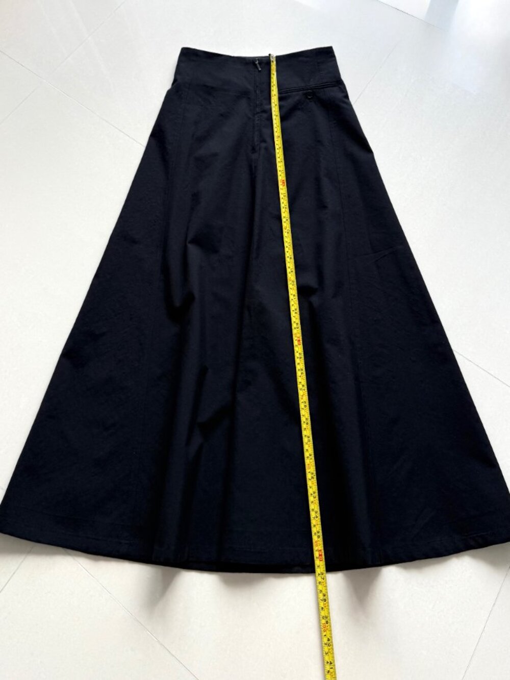 LEMAIRE Black Wool-Crepe Flared Skirt – FR 38 (waist 27”) - Picture 7 of 11